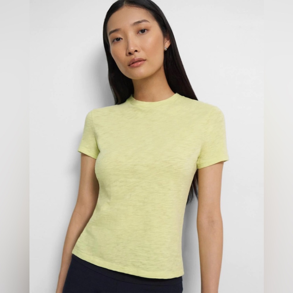 ✨ THEORY ✨ Tiny Tee in Organic Slub Cotton.